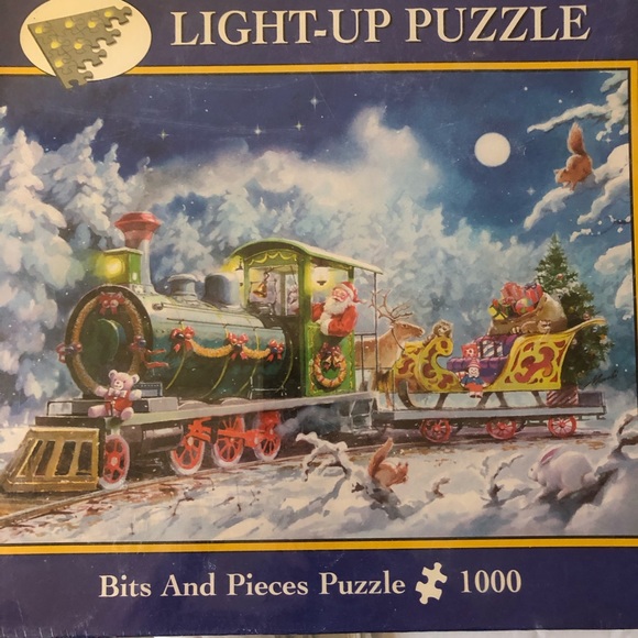 Bits & Pieces 1000 Piece Puzzle NEW Santa’s Train Lights Up & Frame Kit - Picture 9 of 10